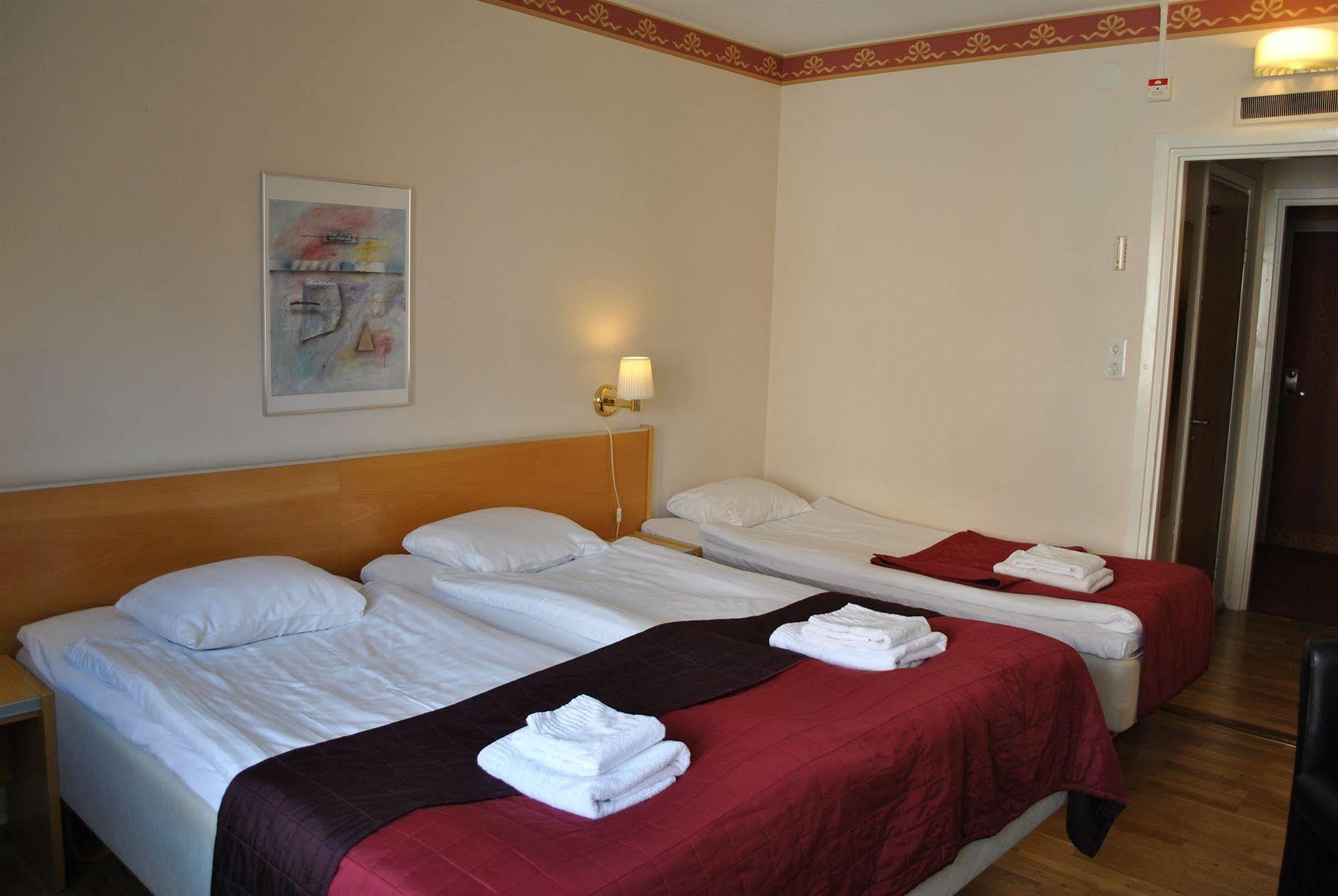 Solsta Hotell Karlstad Exterior foto